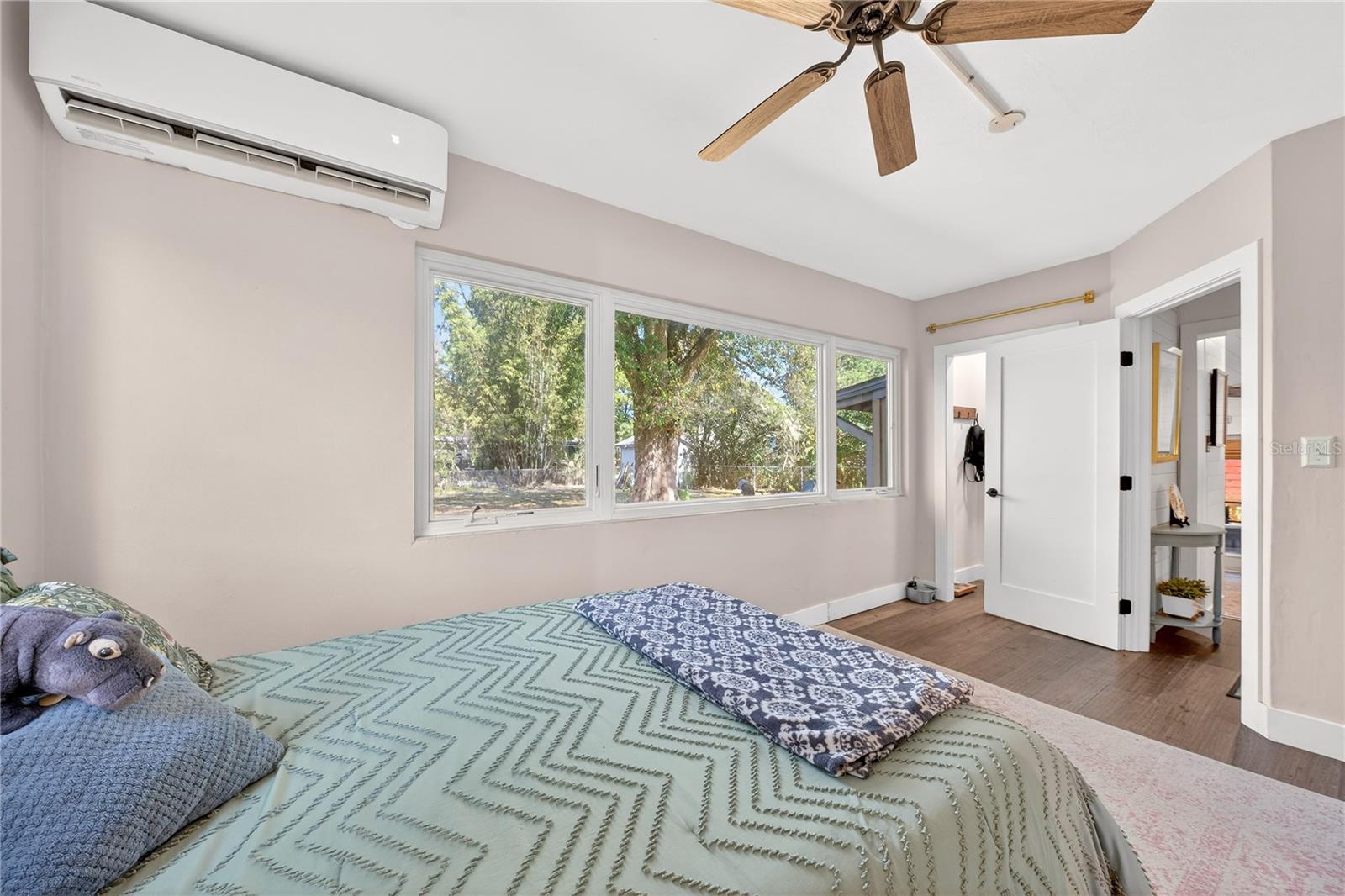 Image 29 of 70 For 2249 Minnesota Avenue