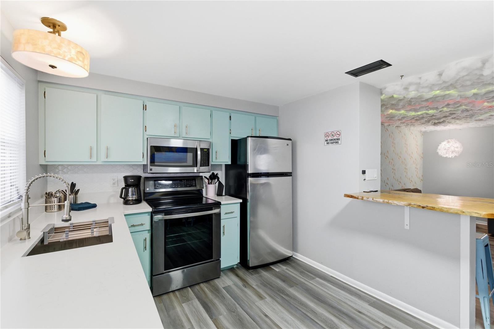 Image 17 of 50 For 5228 Calle Menorca