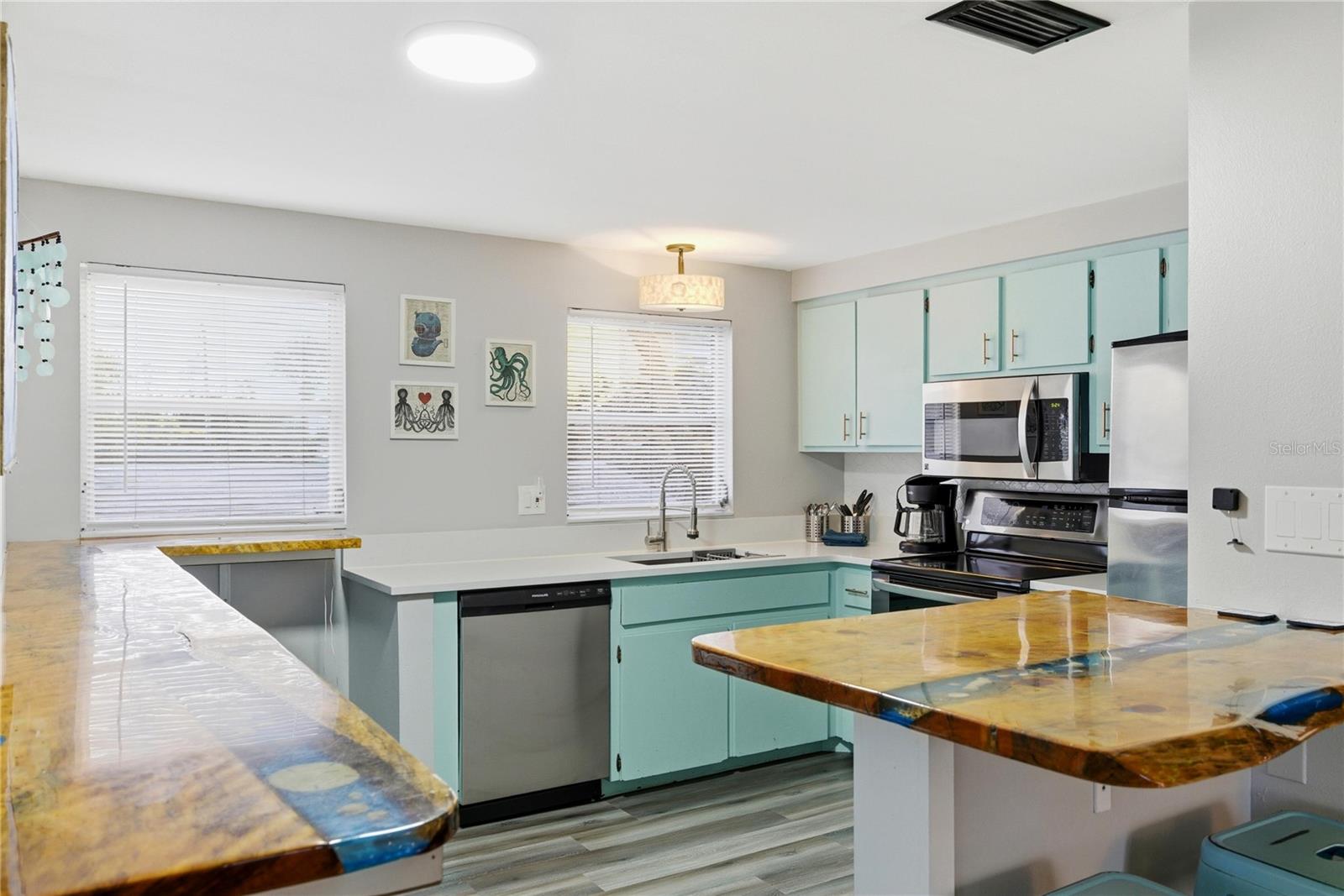 Image 22 of 50 For 5228 Calle Menorca