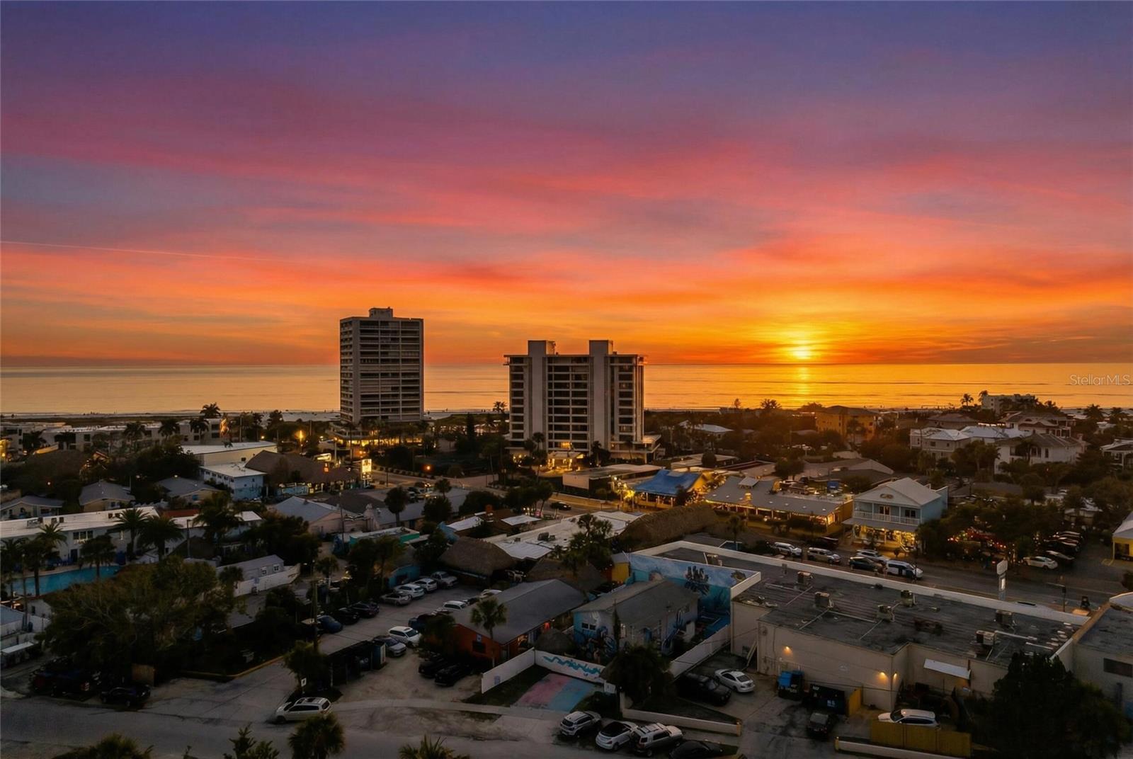 Image 31 of 50 For 5228 Calle Menorca