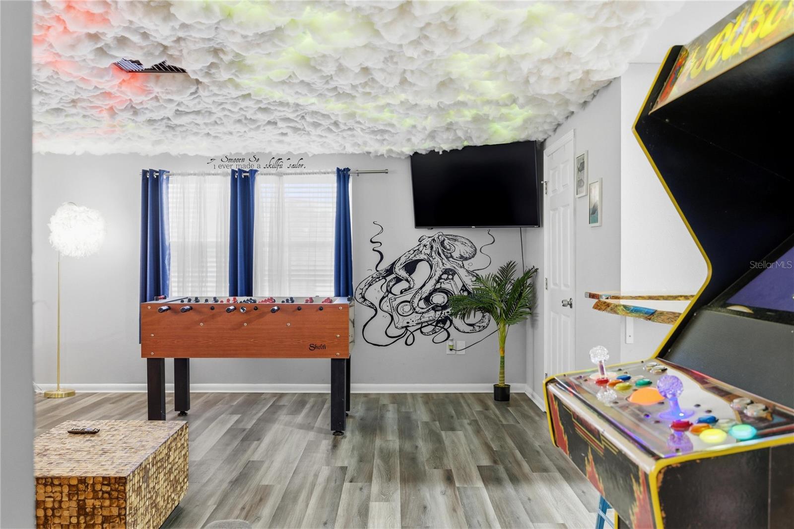 Image 5 of 50 For 5228 Calle Menorca