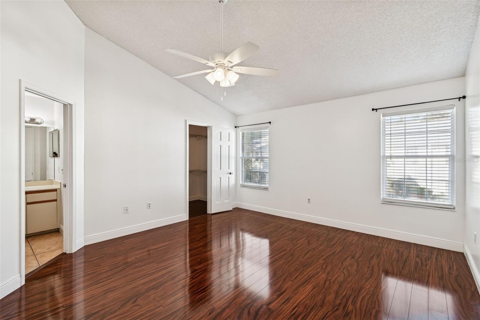 Image 24 of 60 For 2210 Coach House Boulevard 6