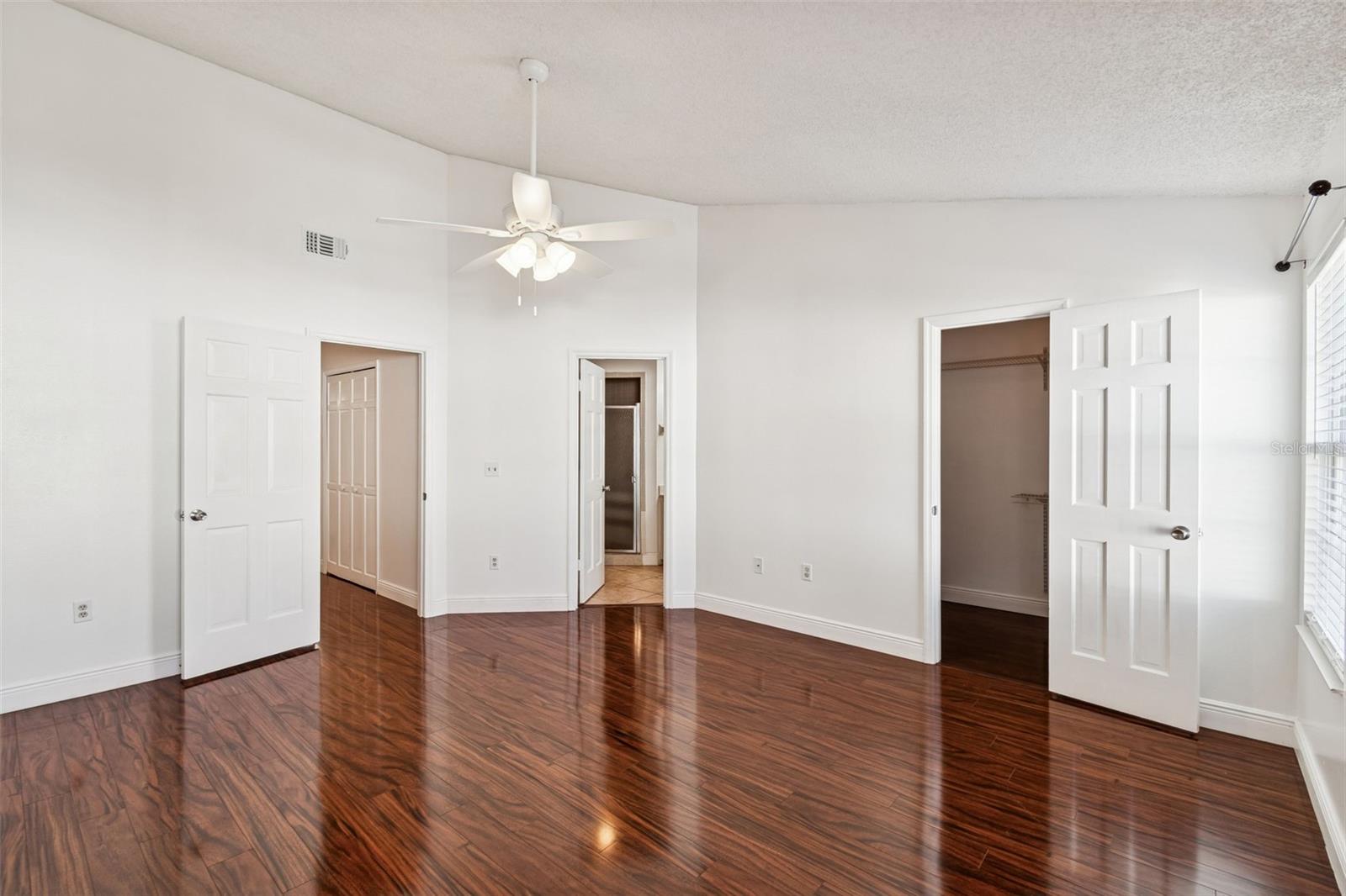 Image 25 of 60 For 2210 Coach House Boulevard 6