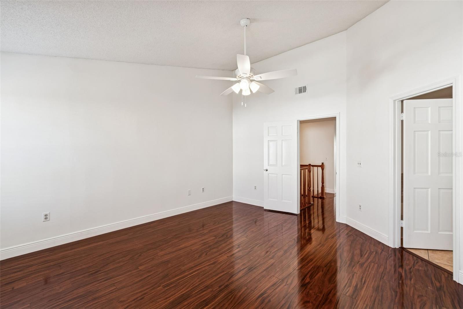 Image 26 of 60 For 2210 Coach House Boulevard 6