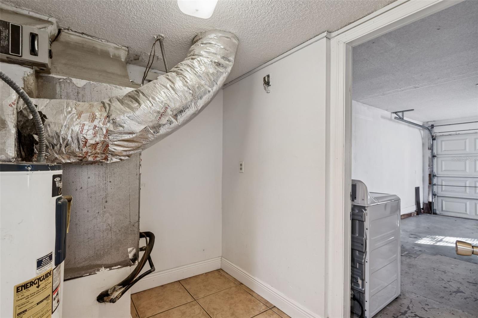 Image 47 of 60 For 2210 Coach House Boulevard 6