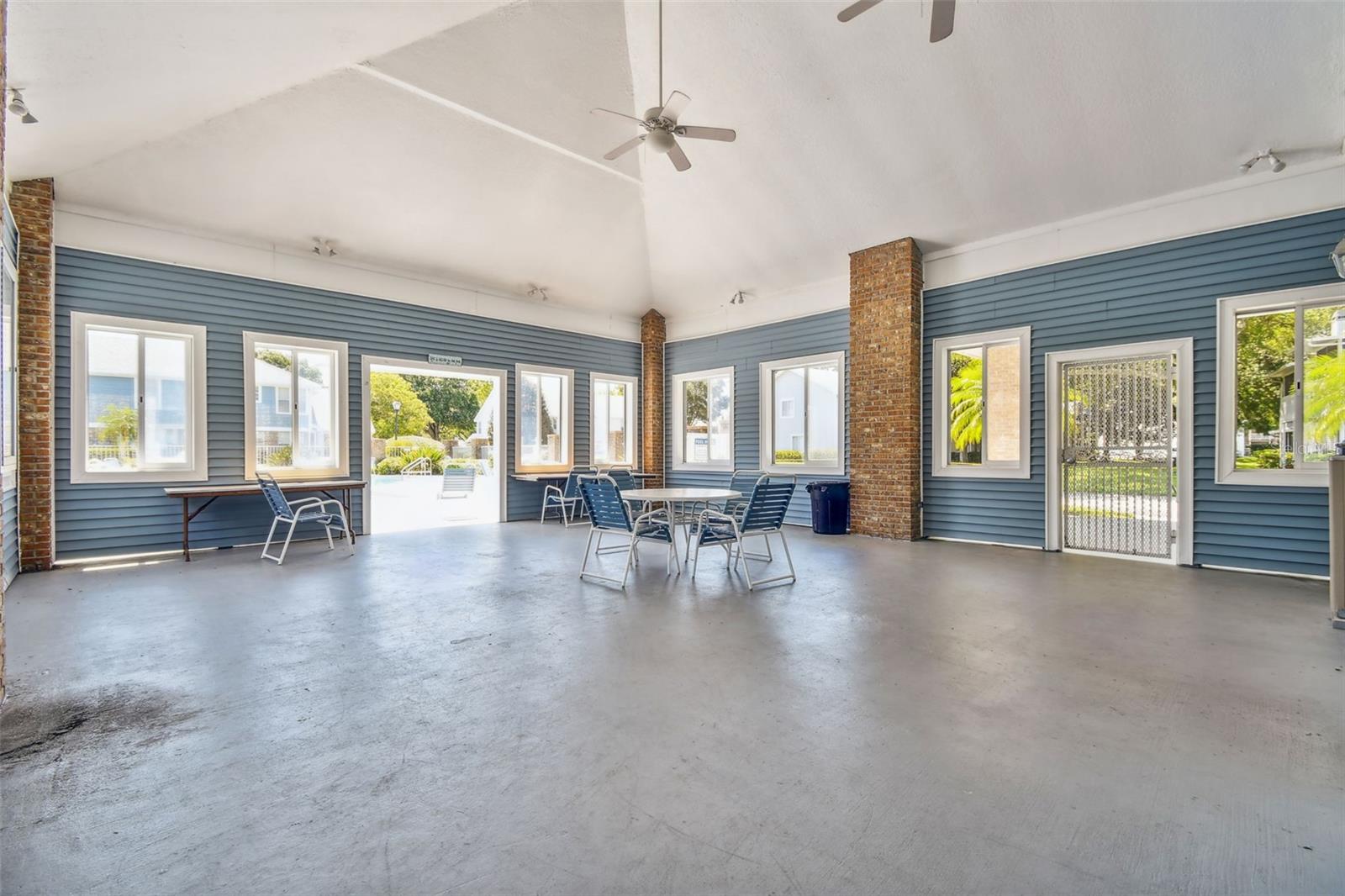 Image 54 of 60 For 2210 Coach House Boulevard 6