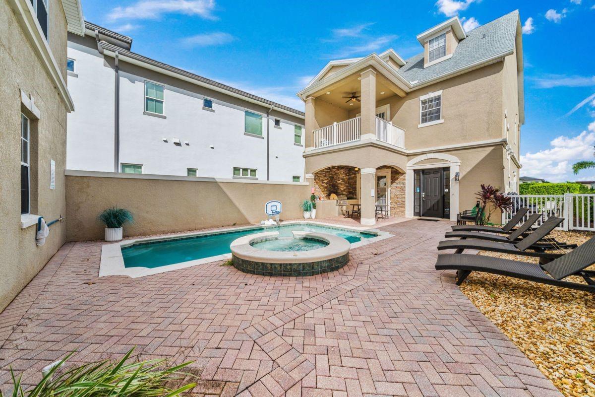 Image 2 of 27 For 1525 Corolla Court