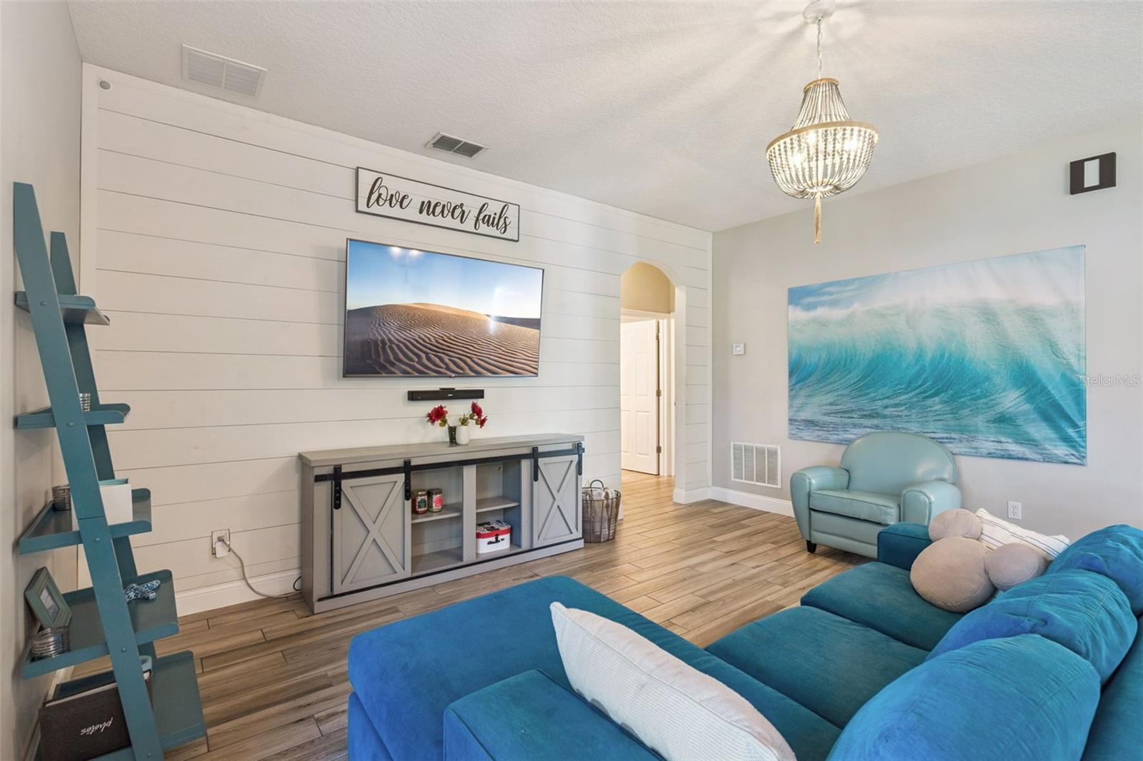 Image 11 of 30 For 9319 Marsh Oaks Court