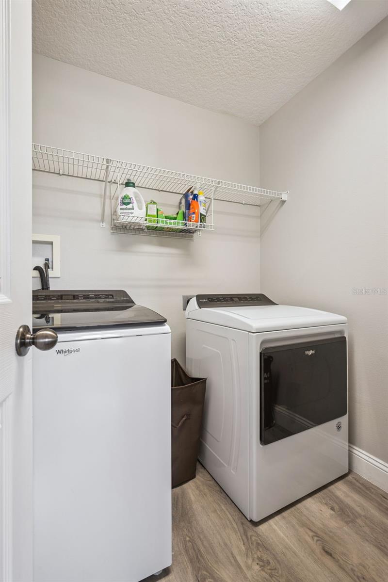 Image 21 of 30 For 9319 Marsh Oaks Court