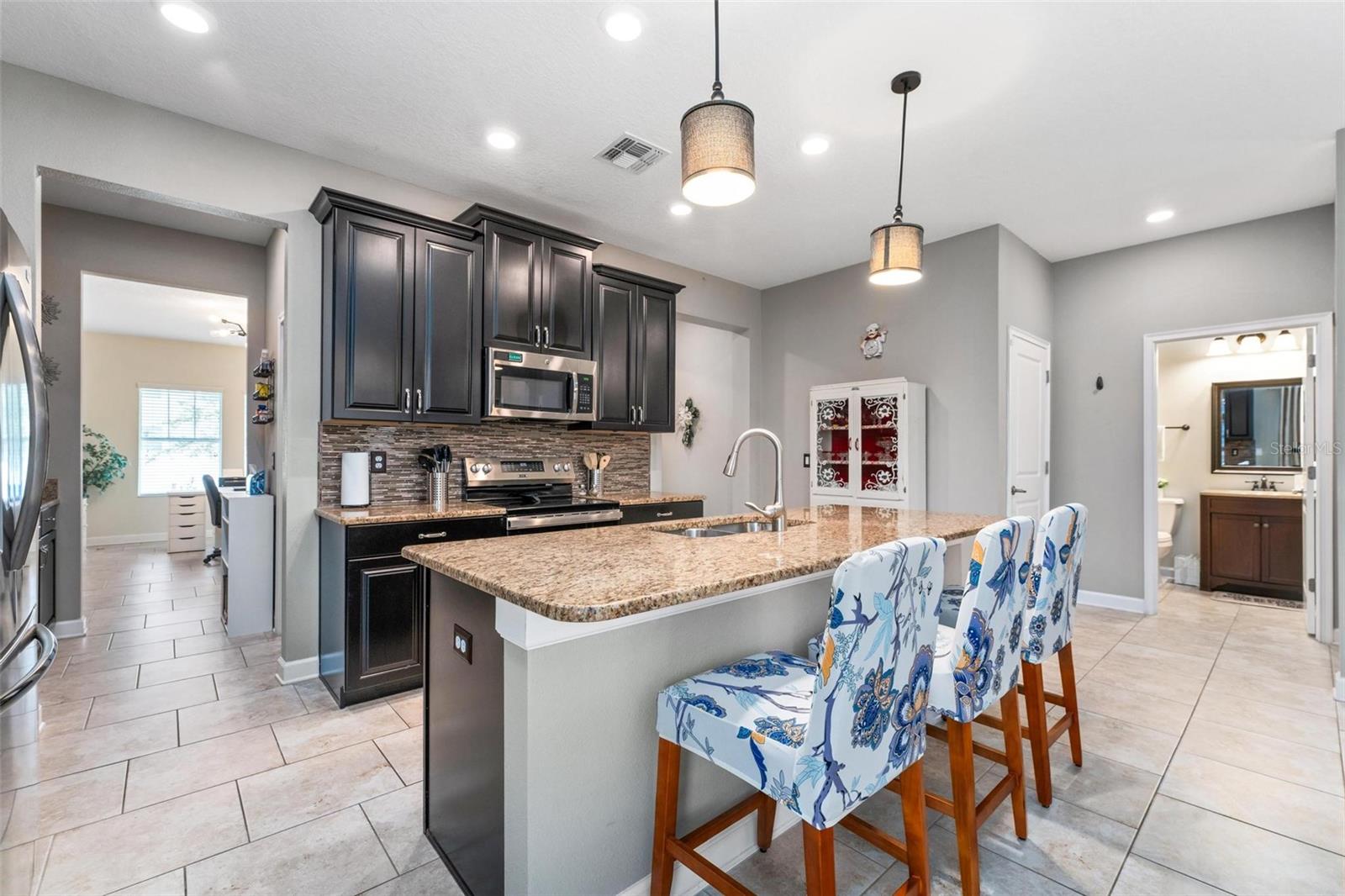 Image 19 of 74 For 4622 Fairy Tale Circle