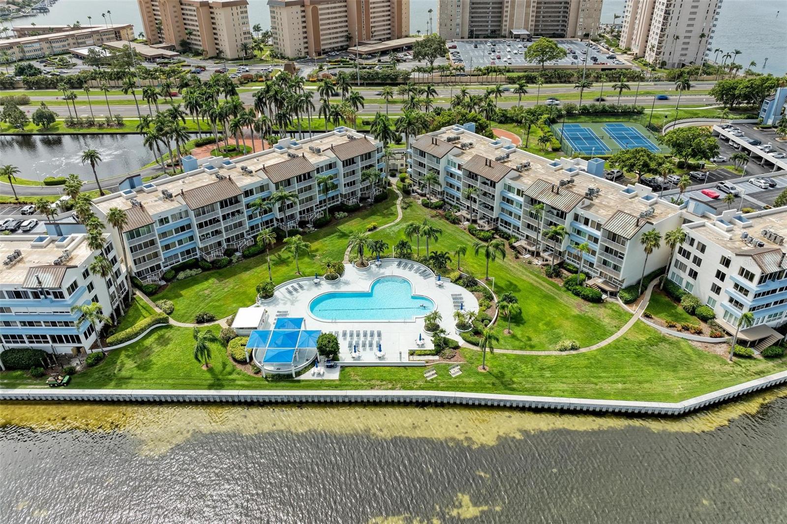 Image 2 of 62 For 5153 Isla Key Boulevard S 408