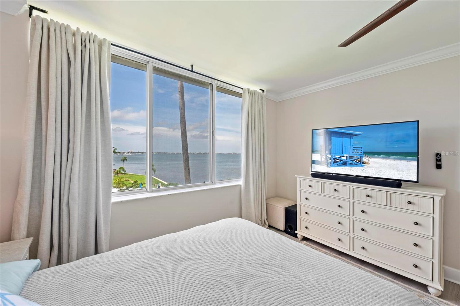 Image 20 of 62 For 5153 Isla Key Boulevard S 408