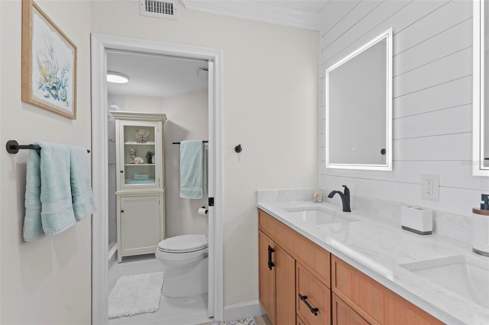 Image 23 of 62 For 5153 Isla Key Boulevard S 408