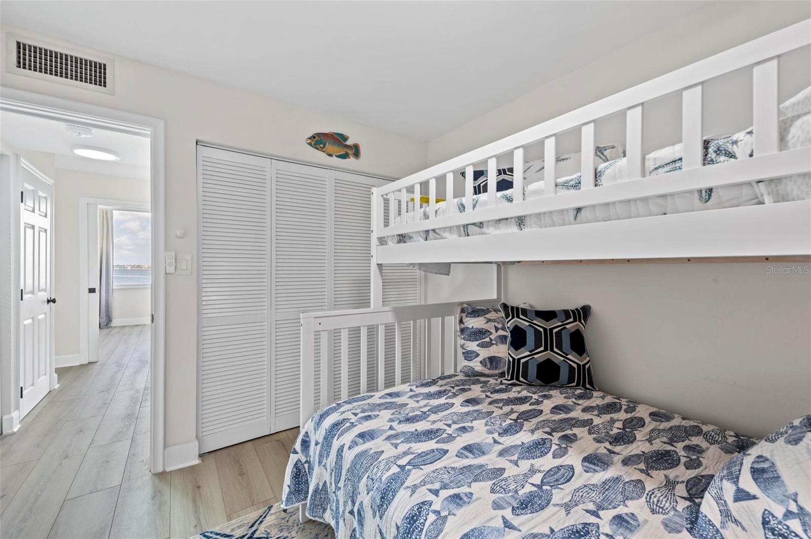 Image 37 of 62 For 5153 Isla Key Boulevard S 408