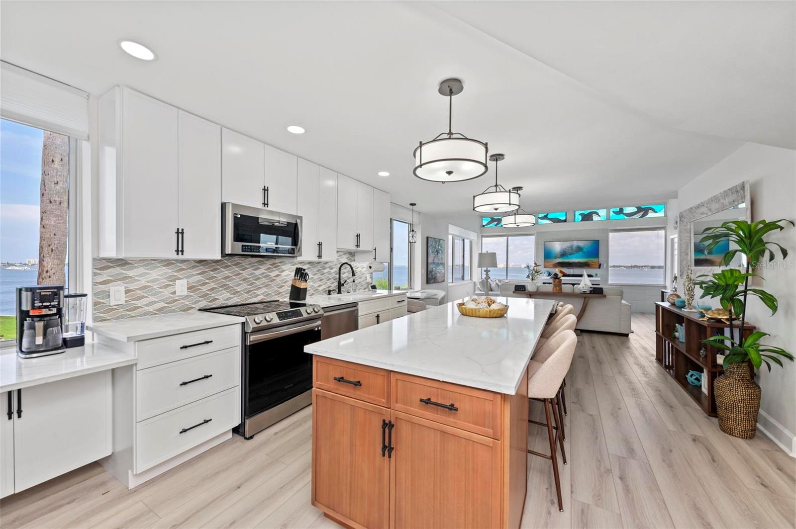 Image 7 of 62 For 5153 Isla Key Boulevard S 408