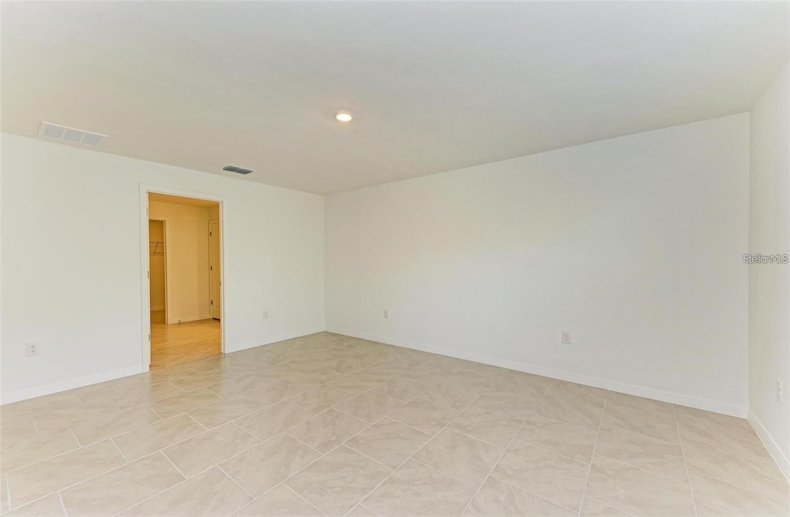 Image 6 of 20 For 1207 Sheehan Boulevard