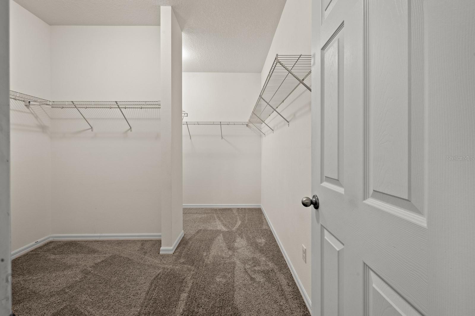 Image 21 of 60 For 4032 Prairie Reserve Boulevard