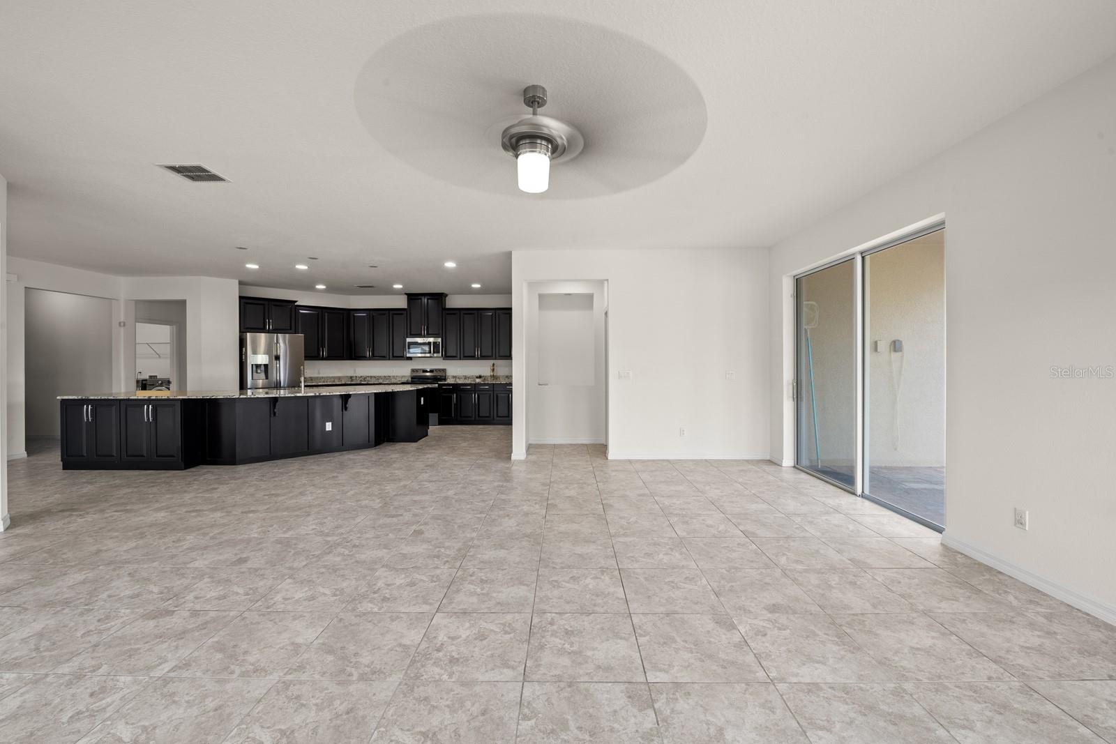 Image 27 of 60 For 4032 Prairie Reserve Boulevard