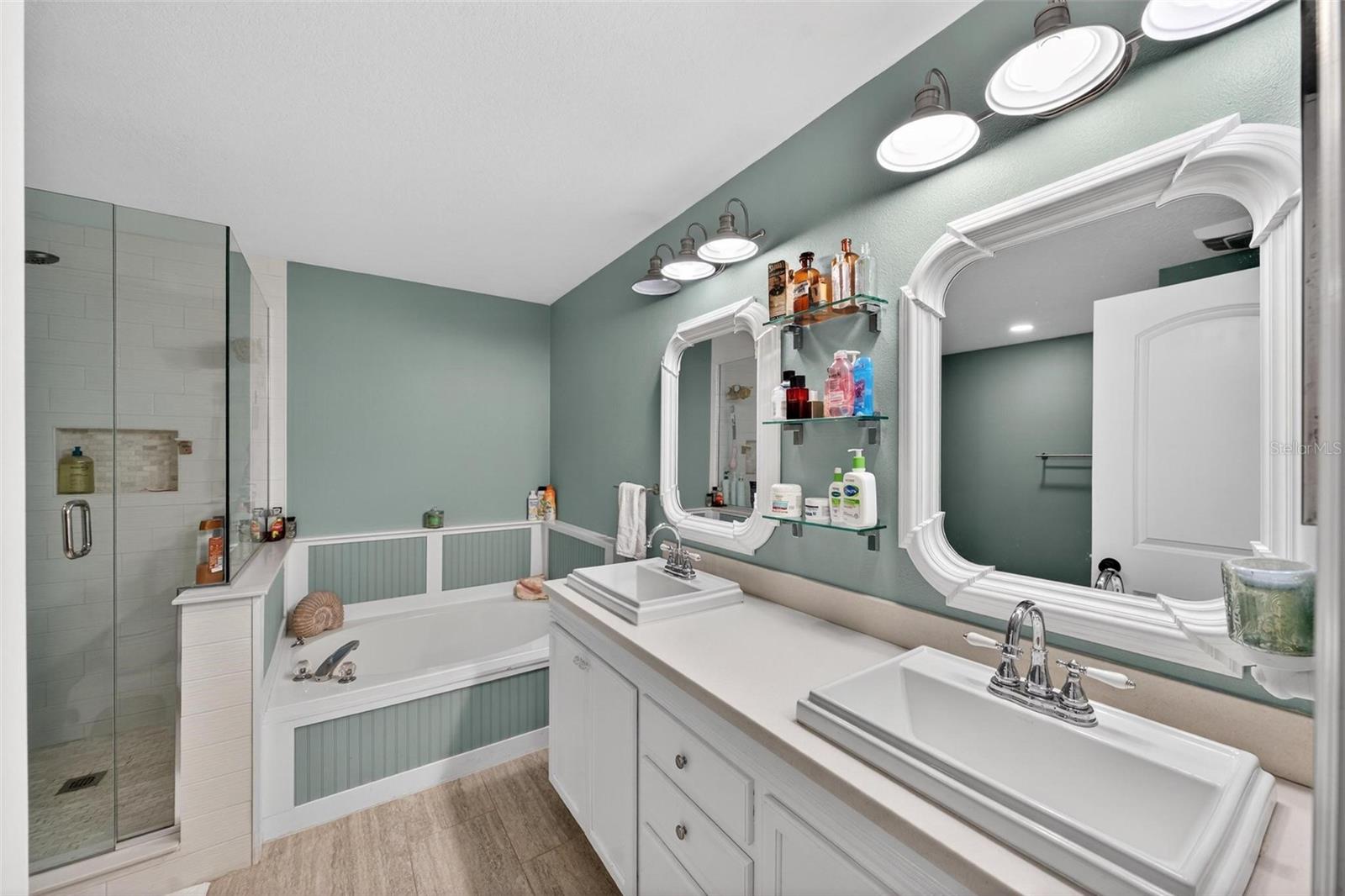 Image 37 of 80 For 1044 Woodson Hammock Circle