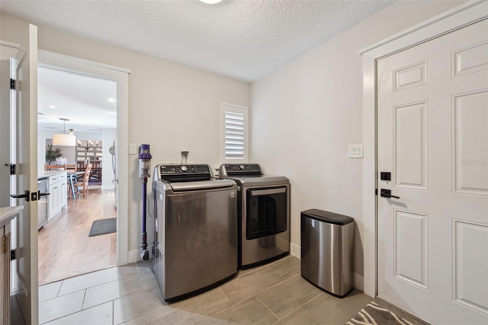 Image 17 of 40 For 2609 Summerfield Road