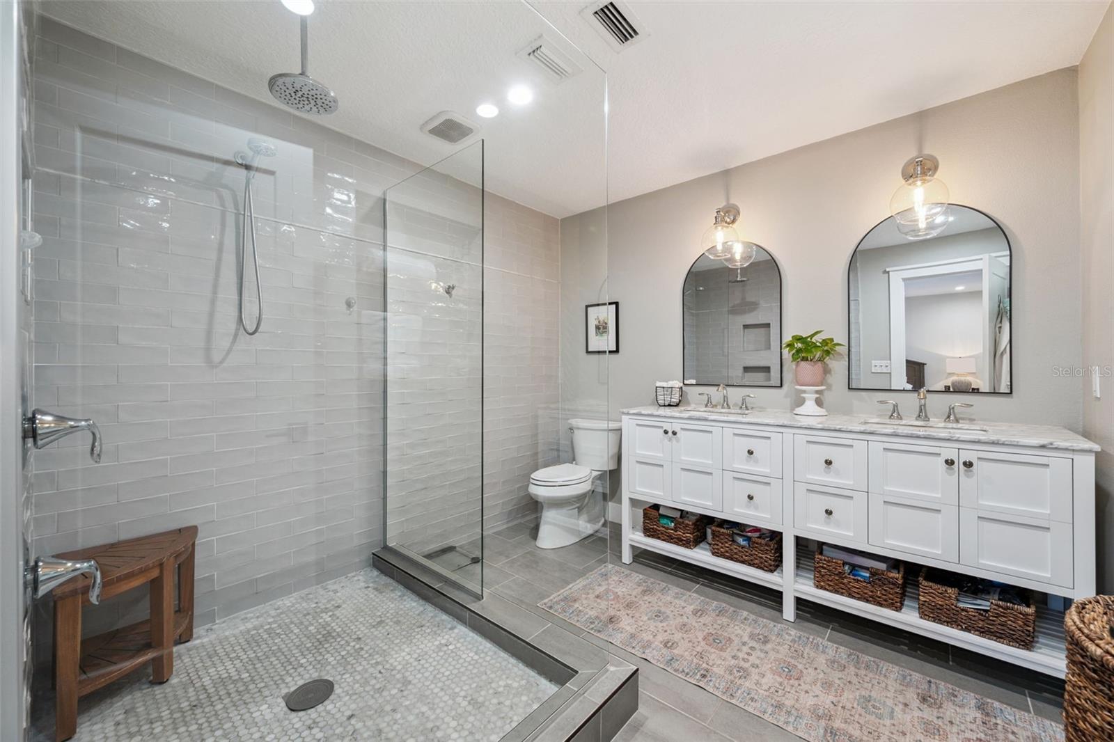 Image 21 of 40 For 2609 Summerfield Road