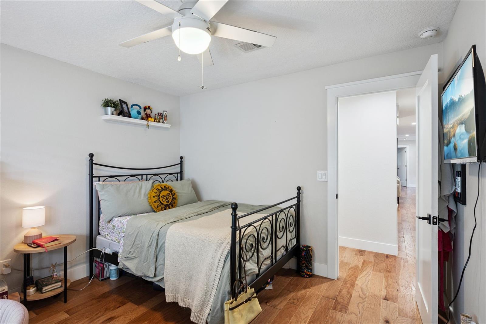 Image 26 of 40 For 2609 Summerfield Road