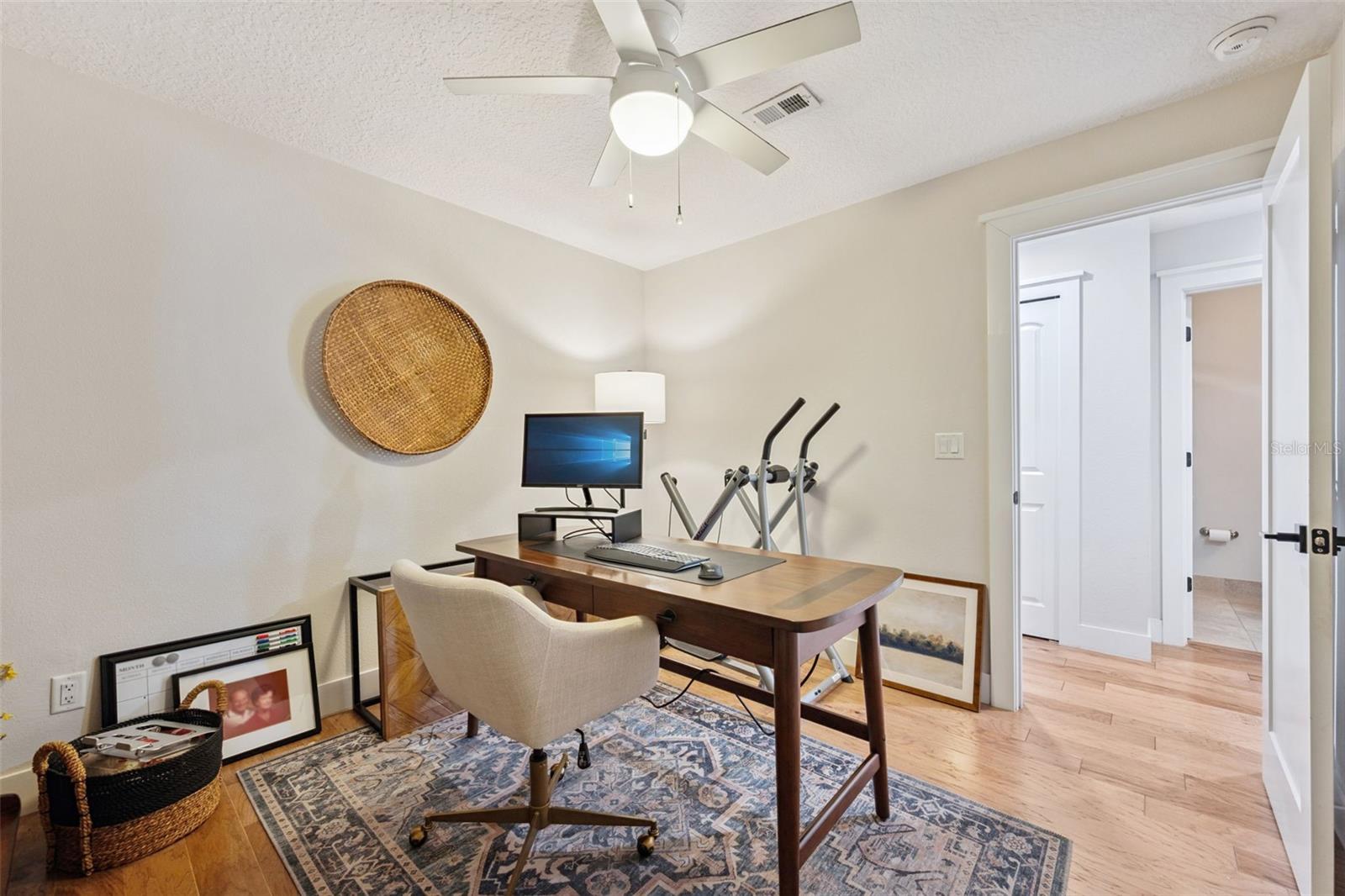 Image 31 of 40 For 2609 Summerfield Road