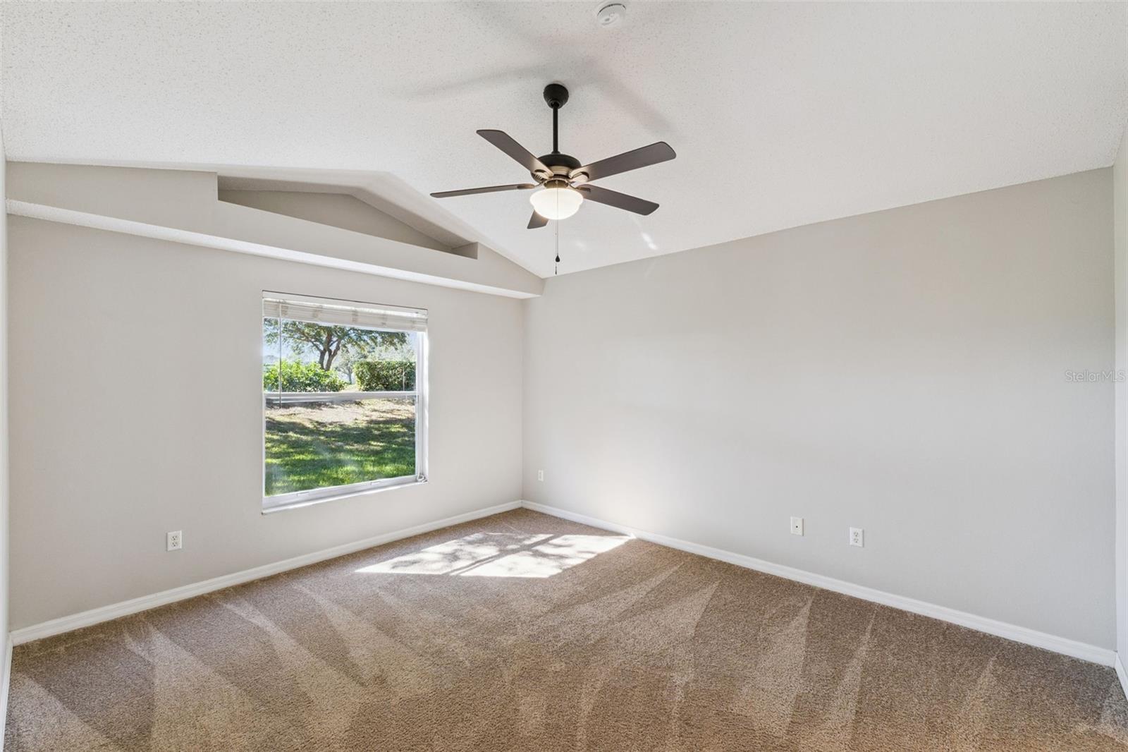 Image 9 of 27 For 14736 Huntley Drive