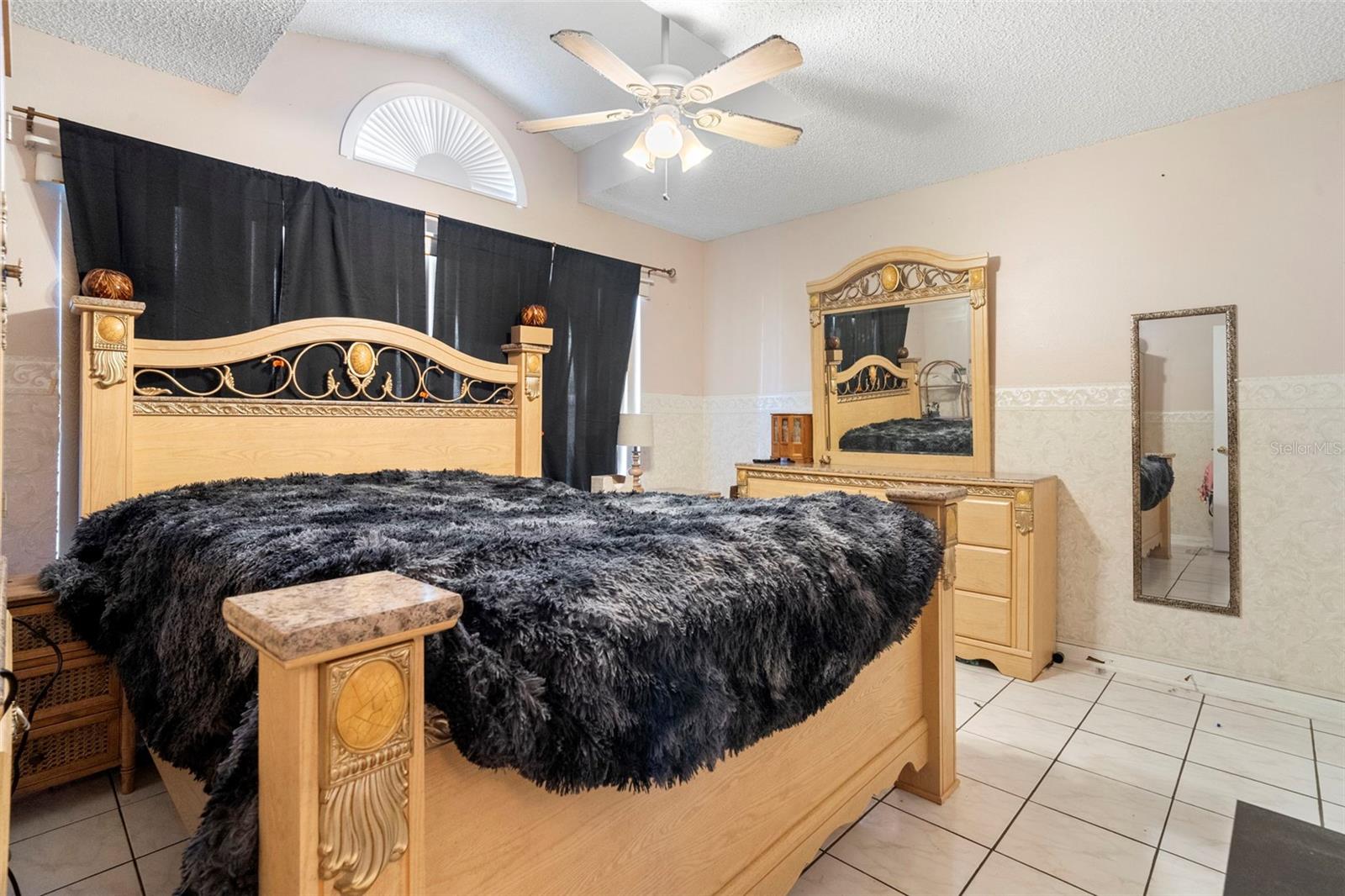 Image 30 of 49 For 26 Jett Loop