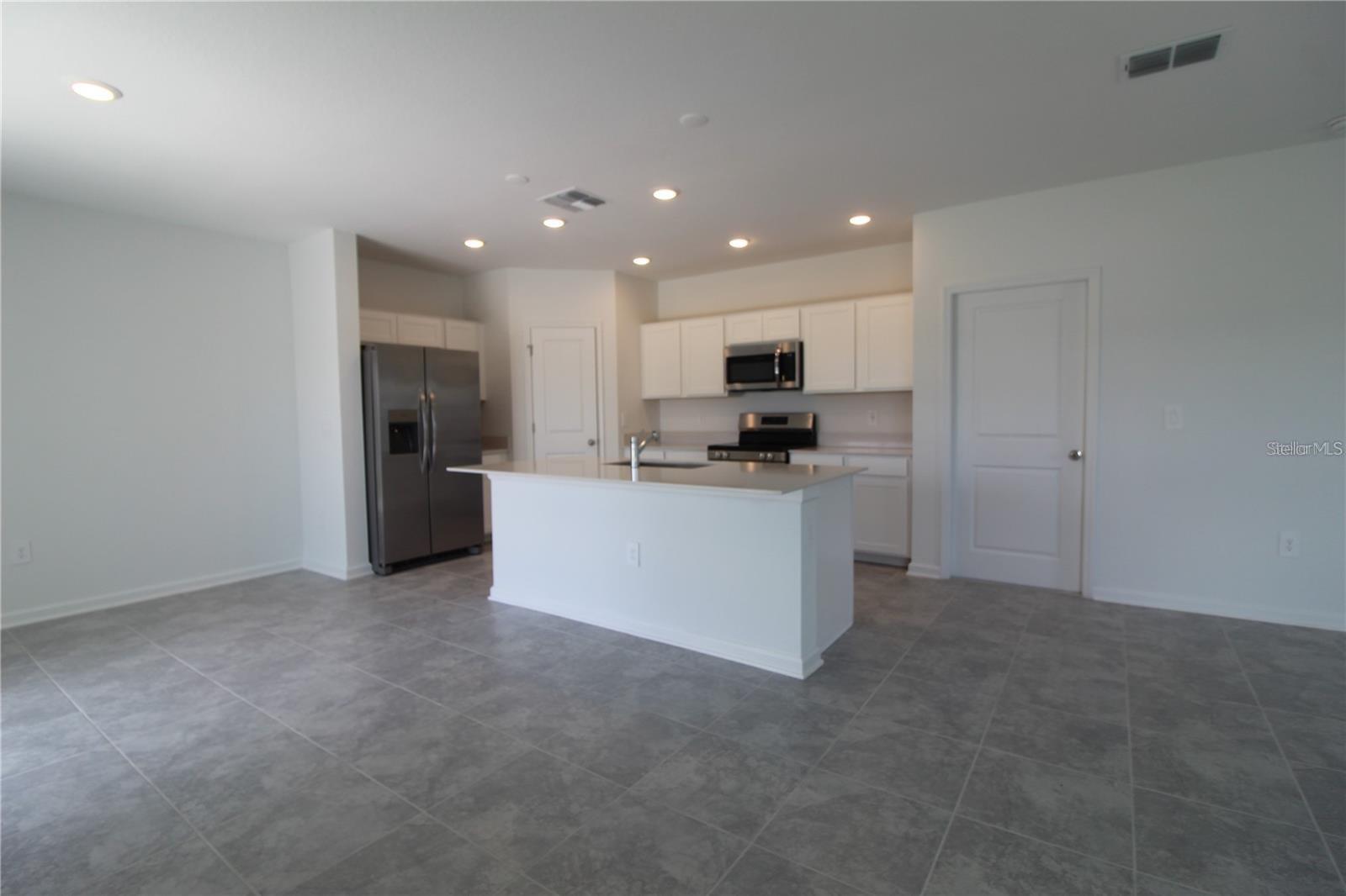 Image 3 of 22 For 263 Hayley Street