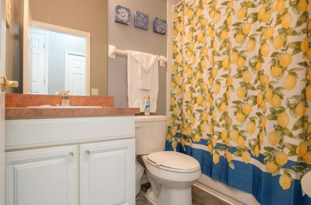 Image 19 of 39 For 4802 Cumbrian Lakes Drive