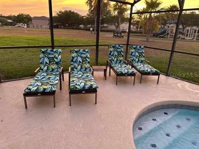 Image 28 of 39 For 4802 Cumbrian Lakes Drive