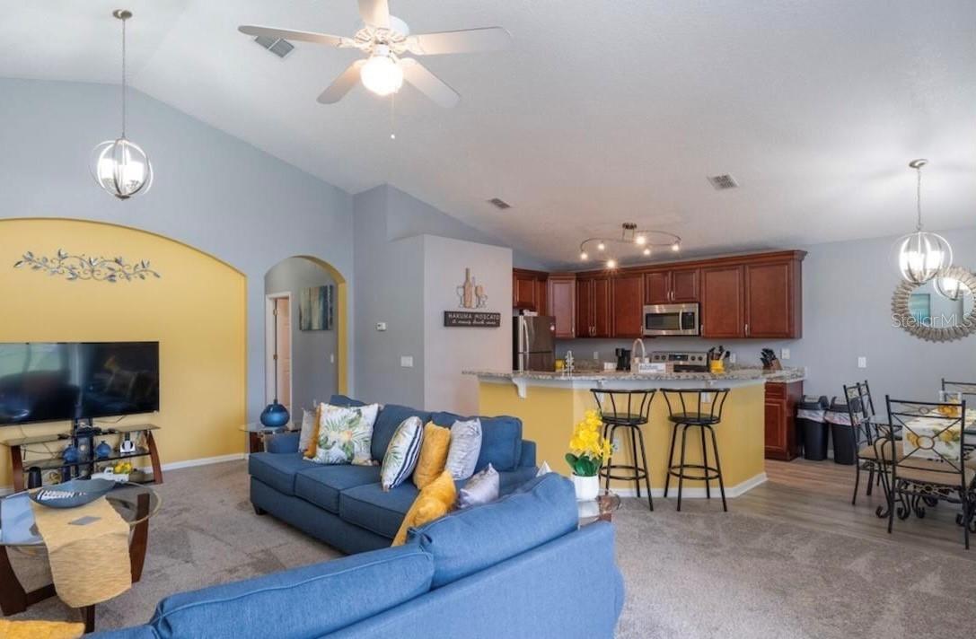 Image 7 of 39 For 4802 Cumbrian Lakes Drive