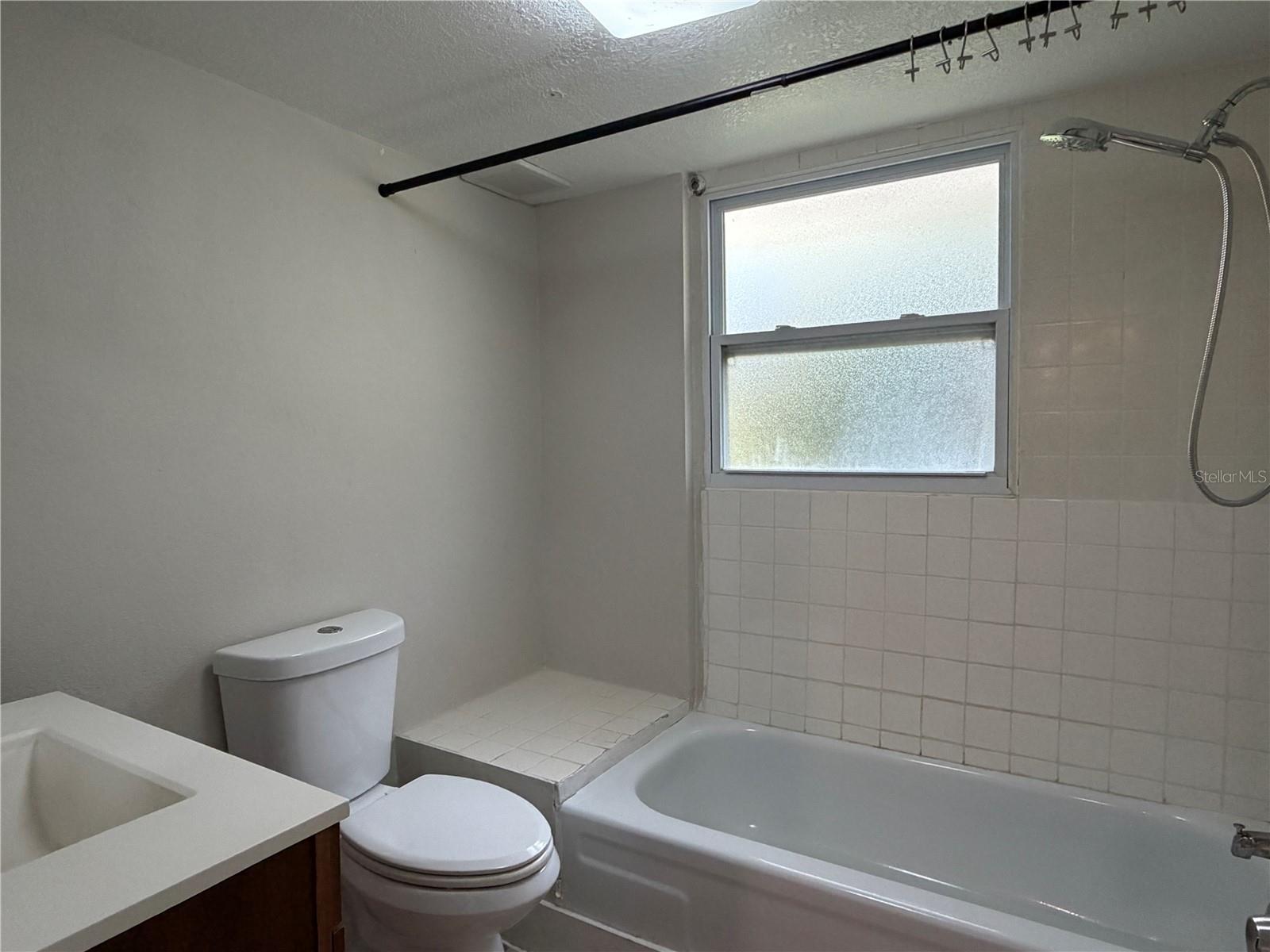 Image 21 of 30 For 14715 Bayonne Road