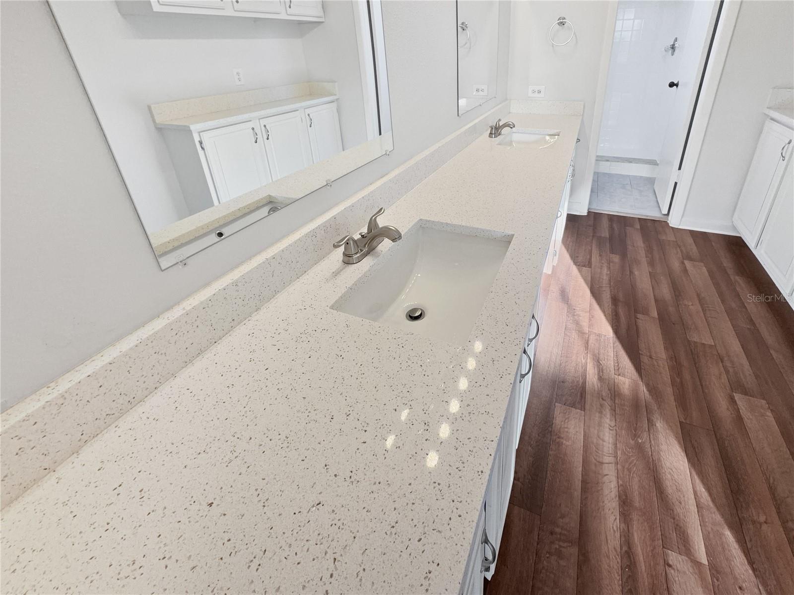 Image 23 of 29 For 3415 Bloomingdale Oaks Drive