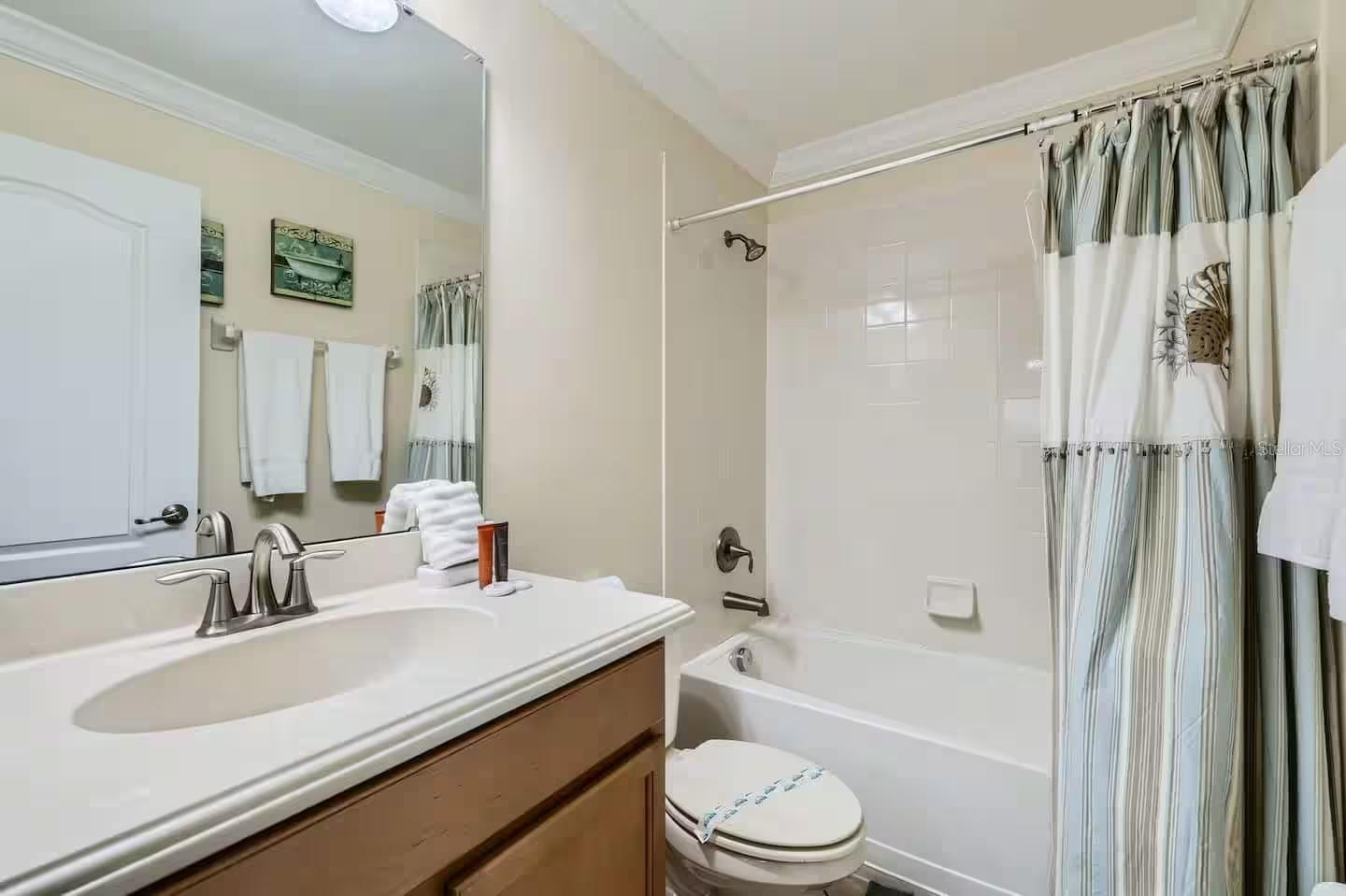 Image 21 of 42 For 2999 Buccaneer Palm Road