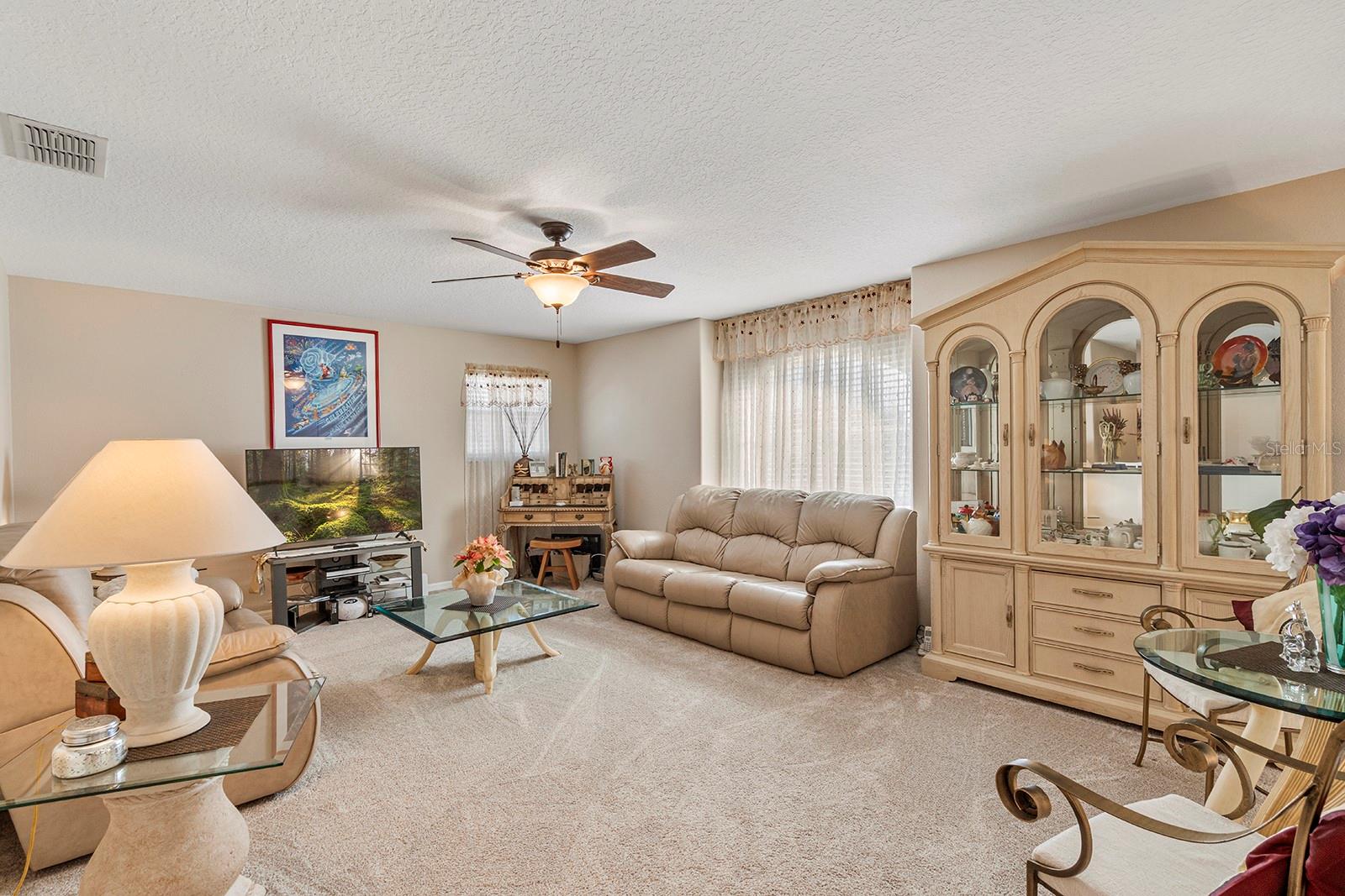 Image 36 of 98 For 2512 Bross Drive