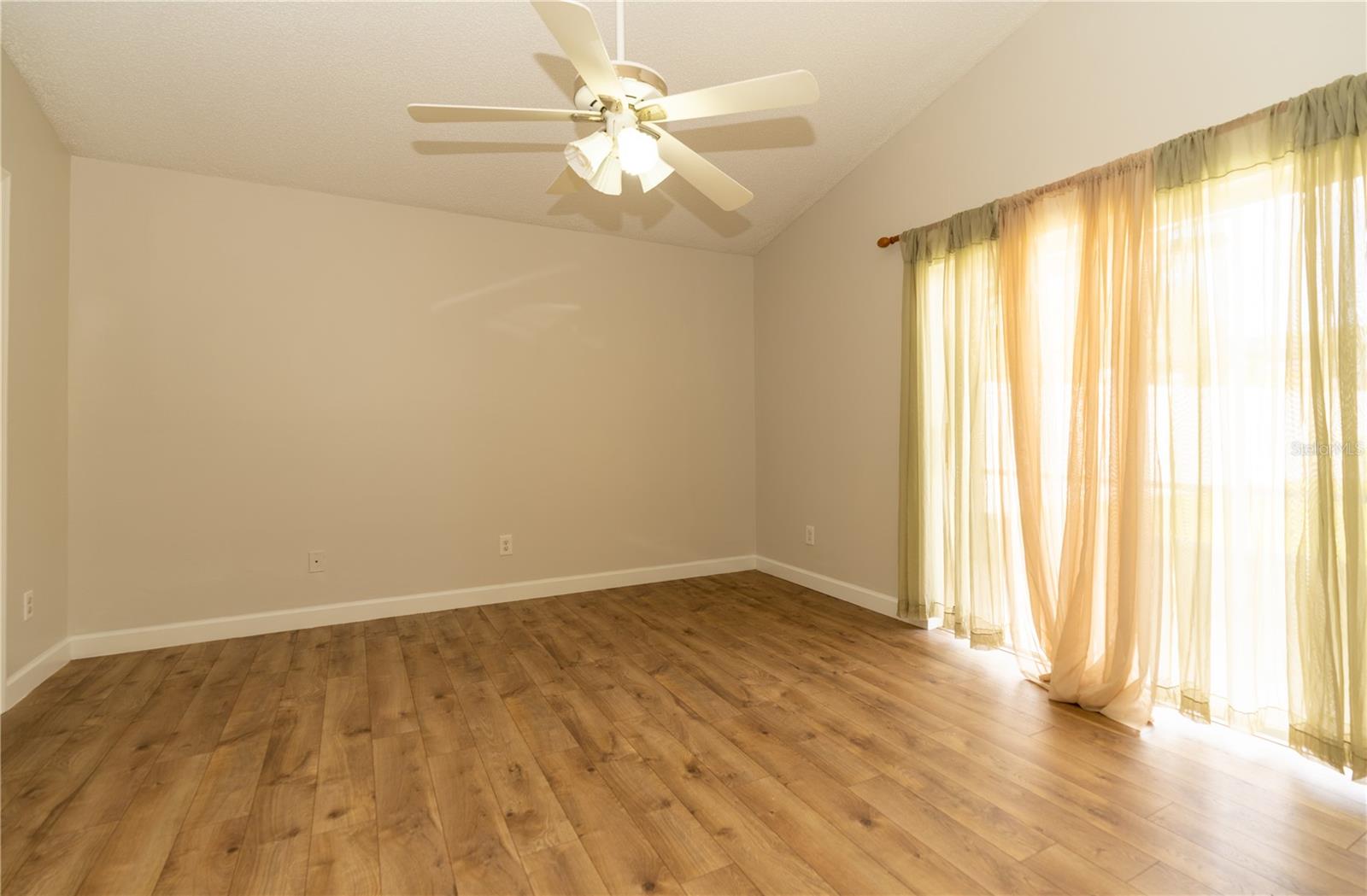 Image 10 of 27 For 11547 Grazeley Court