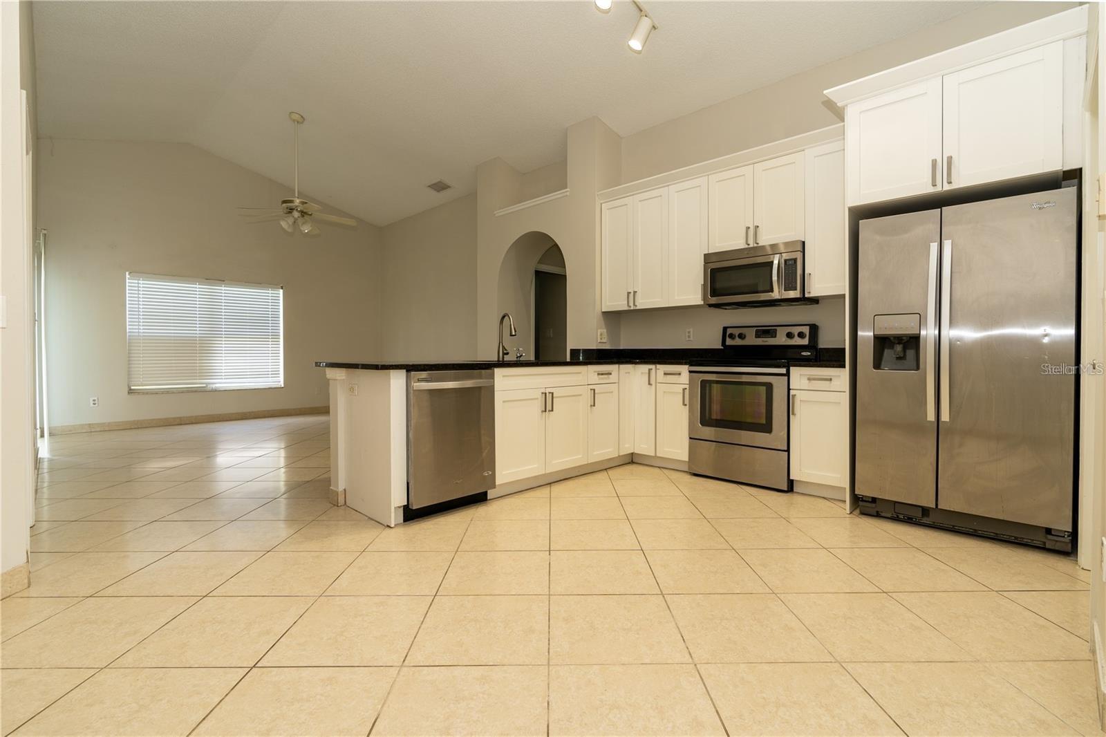 Image 16 of 27 For 11547 Grazeley Court