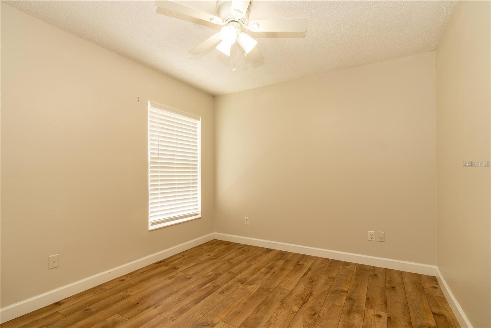 Image 22 of 27 For 11547 Grazeley Court