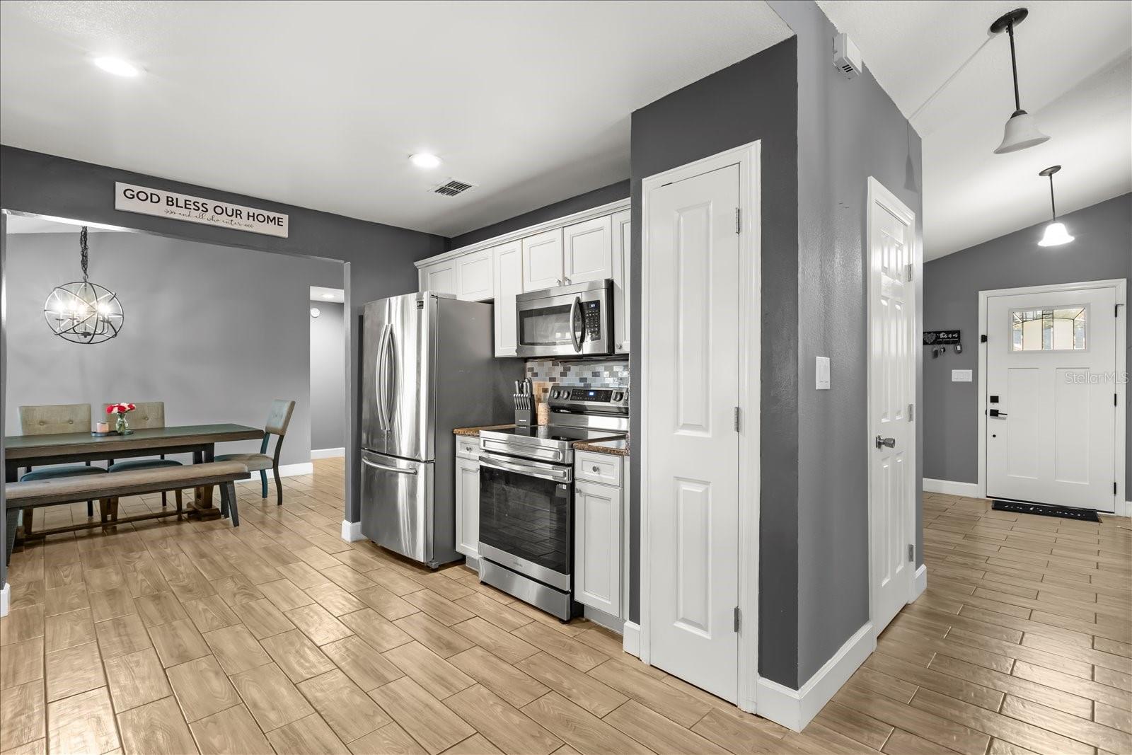 Image 12 of 31 For 4224 Rocky Ridge Place