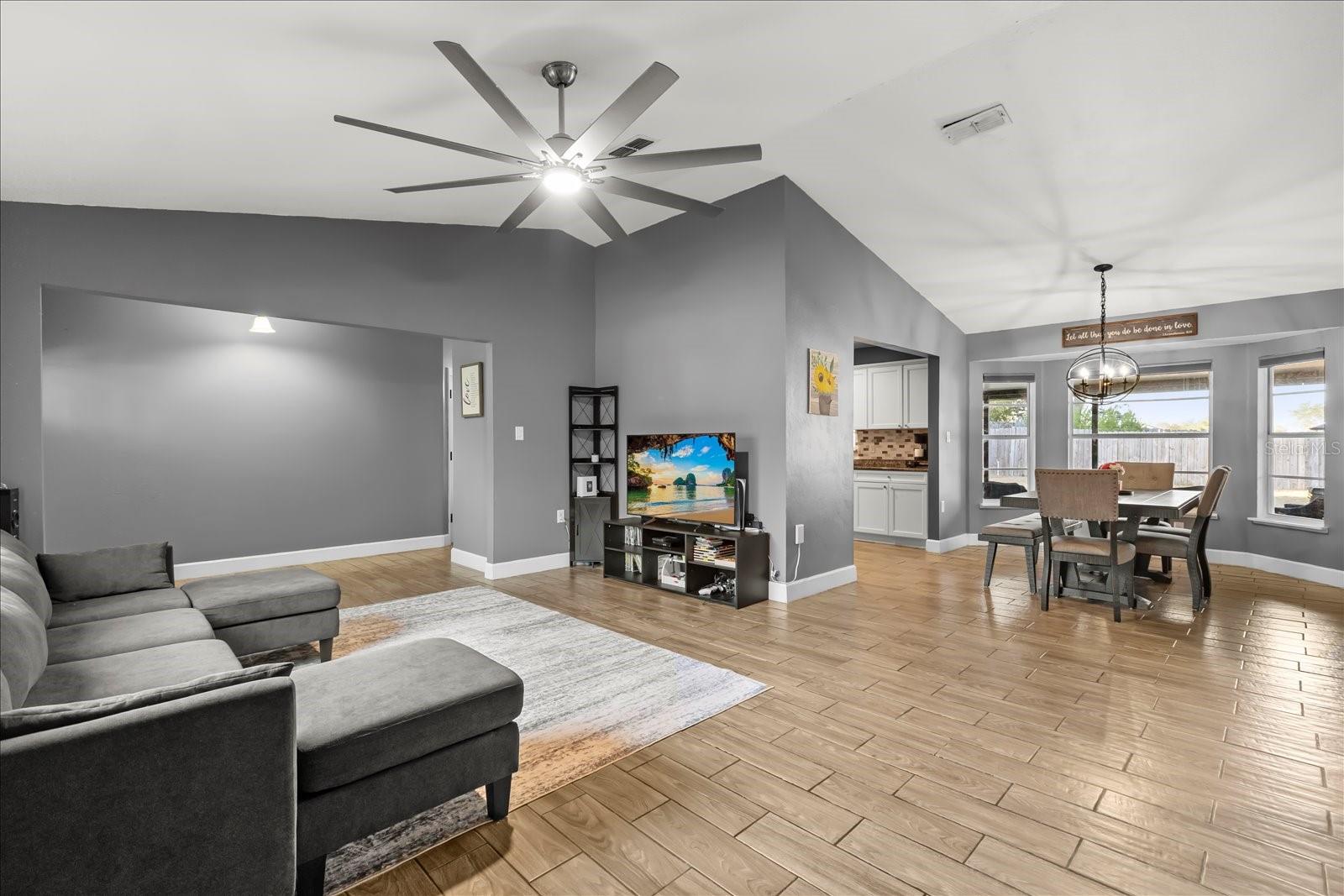 Image 3 of 31 For 4224 Rocky Ridge Place