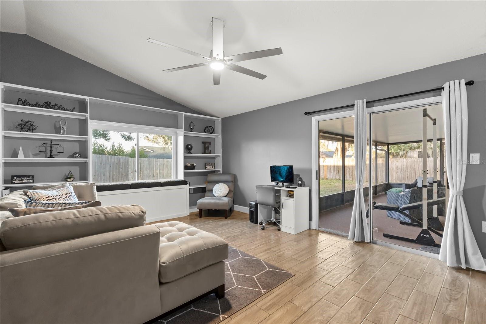 Image 4 of 31 For 4224 Rocky Ridge Place