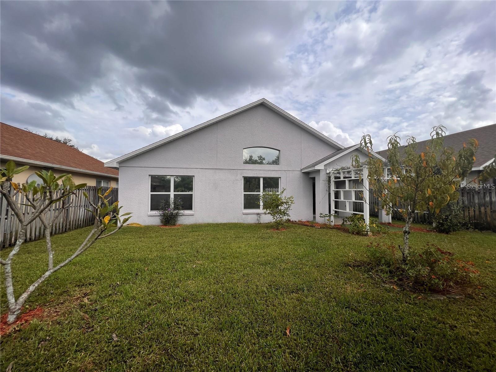 Image 25 of 27 For 13520 Hawkeye Drive