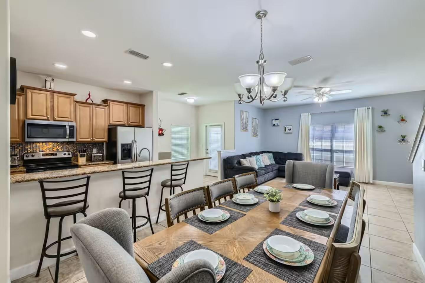 Image 4 of 24 For 3055 Beach Palm Avenue