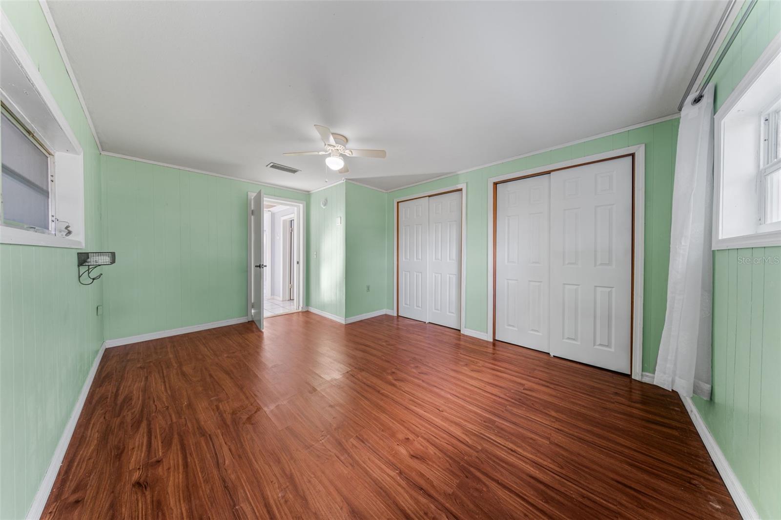 Image 22 of 42 For 421 Pleasant Street