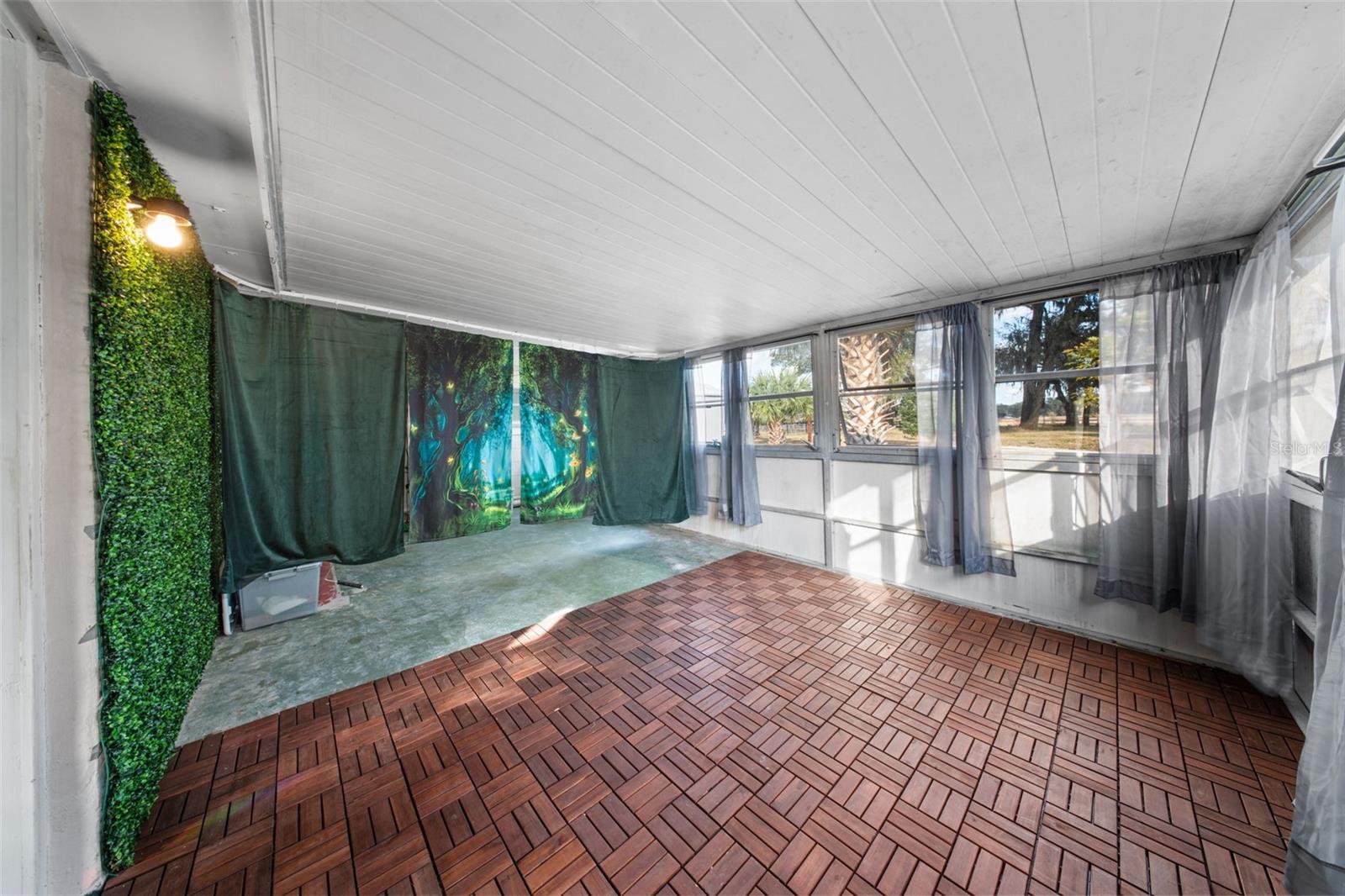 Image 26 of 42 For 421 Pleasant Street