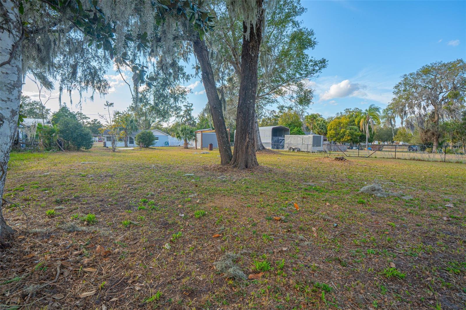 Image 35 of 42 For 421 Pleasant Street