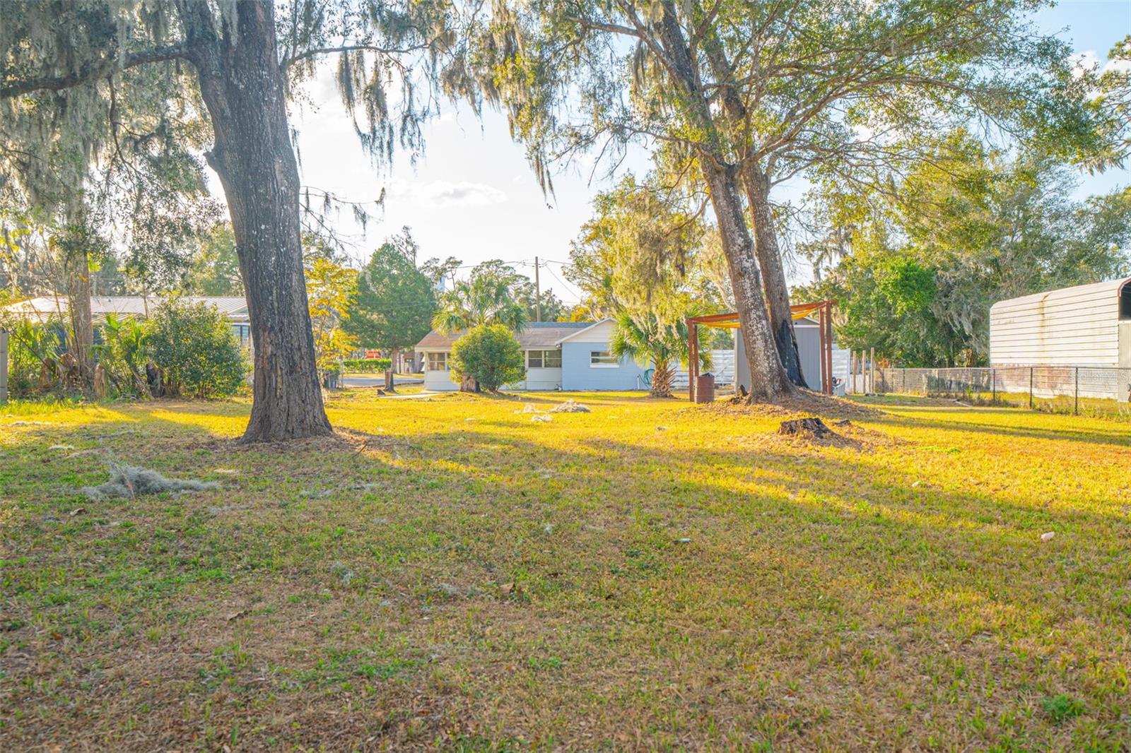 Image 37 of 42 For 421 Pleasant Street