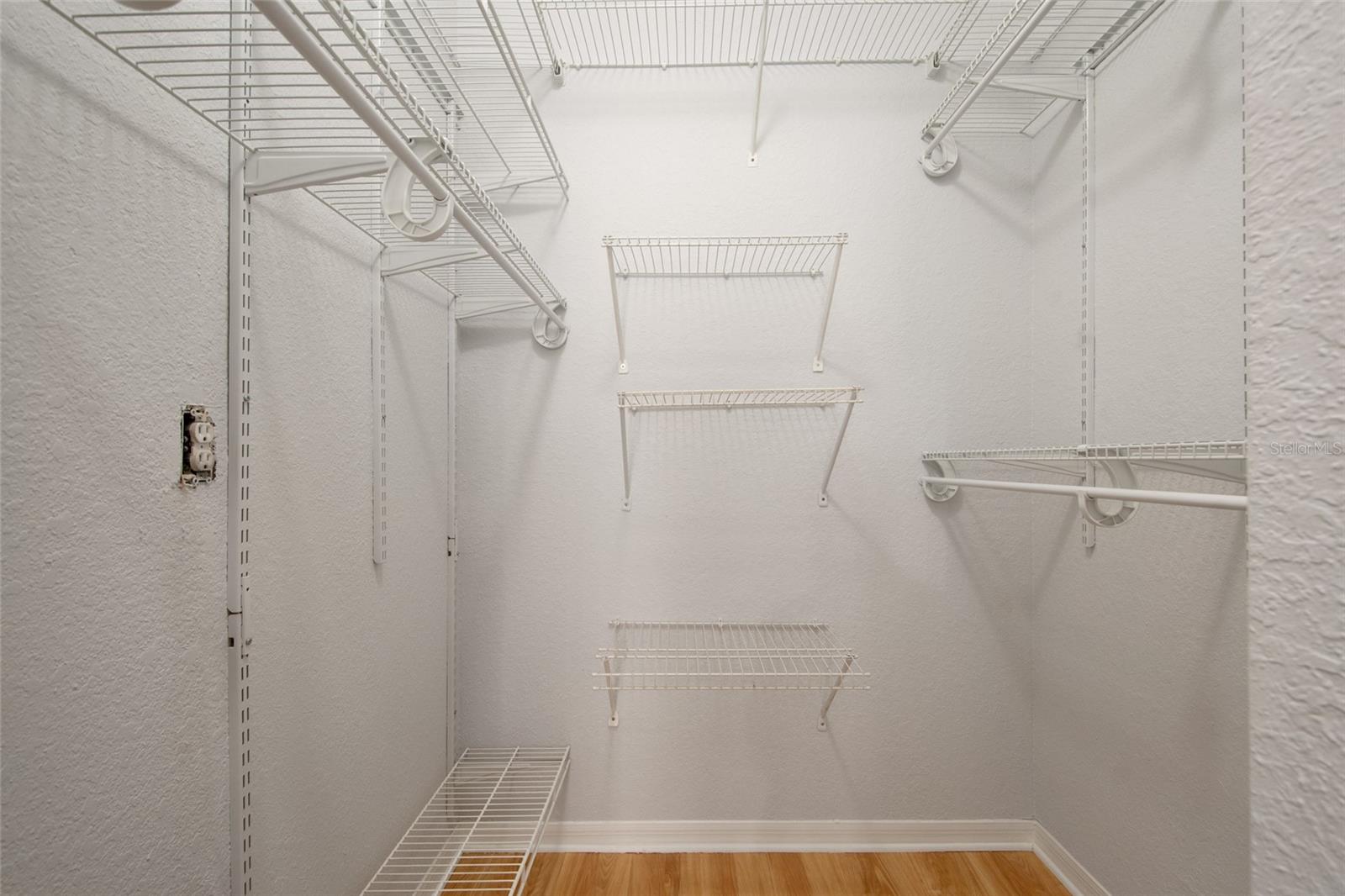 Image 25 of 31 For 6384 Raleigh Street 2205